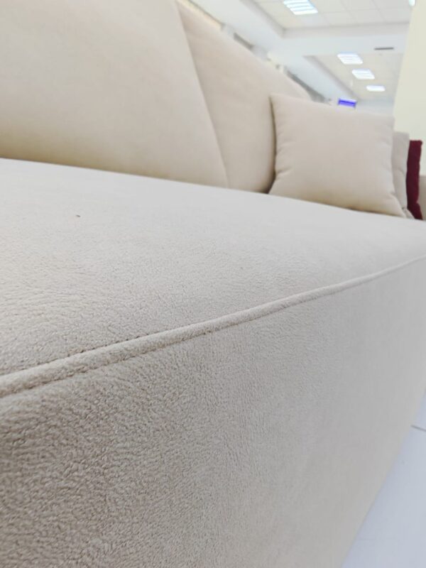 2663773f-8baa-431e-9179-c6130c7436f6 كنبة يافا