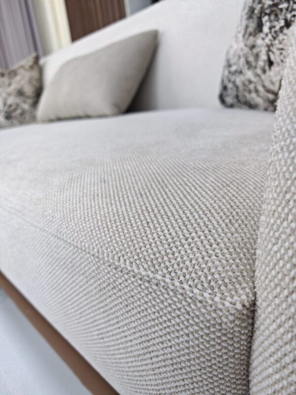 WhatsApp Image 2026-01-08 at 11.12.51 AM كنبة سمبل